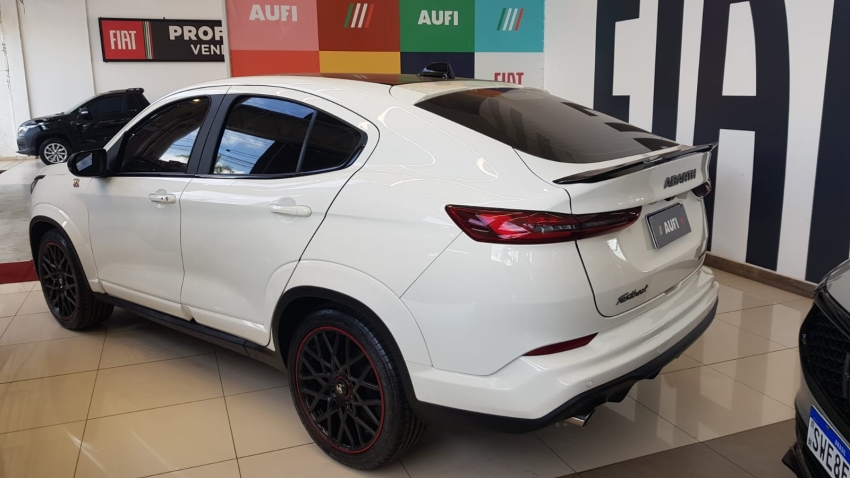fiat fastback 1.3 turbo 270 flex abarth at6 4p automatico 20254