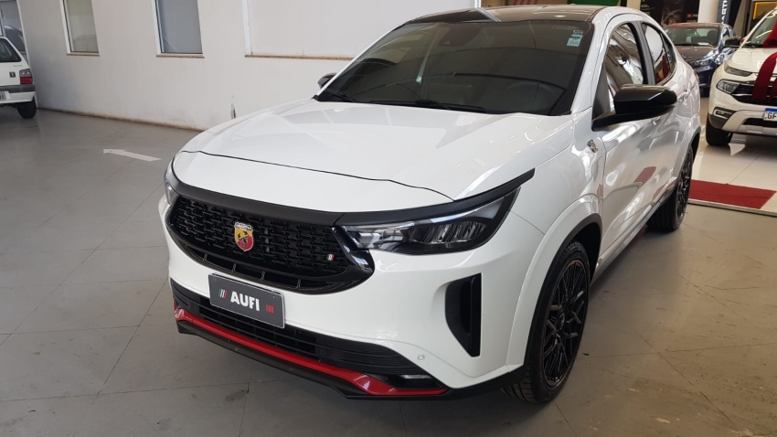 fiat fastback 1.3 turbo 270 flex abarth at6 4p automatico 20252