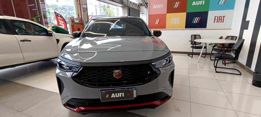 fiat fastback 1.3 turbo 270 flex abarth at6 4p automatico 20250