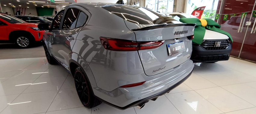 fiat fastback 1.3 turbo 270 flex abarth at6 4p automatico 20255