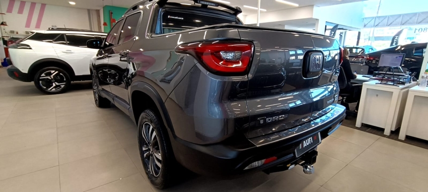 fiat toro 1.3 turbo 270 flex freedom at6 4p automatico 20245