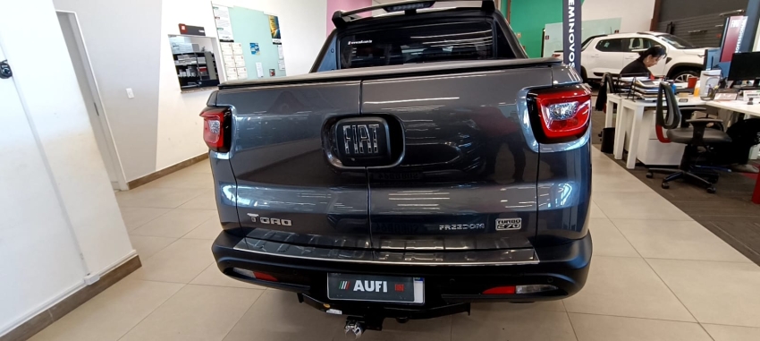 fiat toro 1.3 turbo 270 flex freedom at6 4p automatico 20243