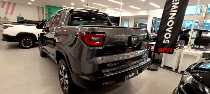 fiat toro 2.2 turbo diesel volcano 4wd at9 4p automatico 20255