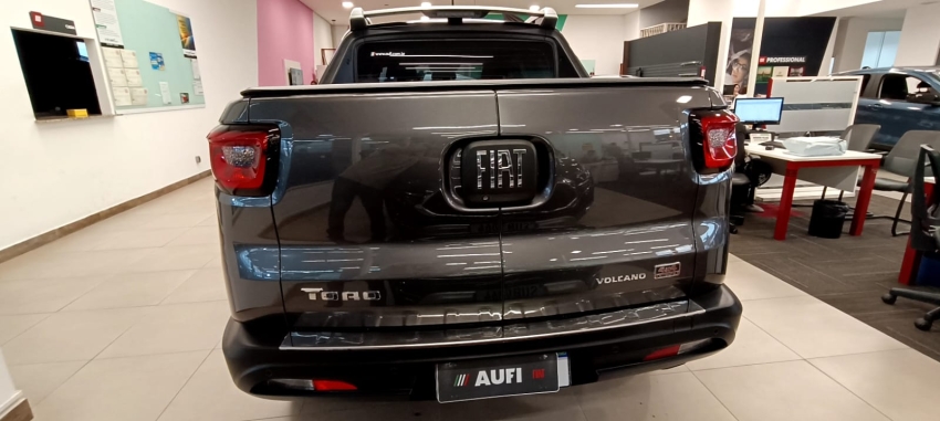 fiat toro 2.2 turbo diesel volcano 4wd at9 4p automatico 20253