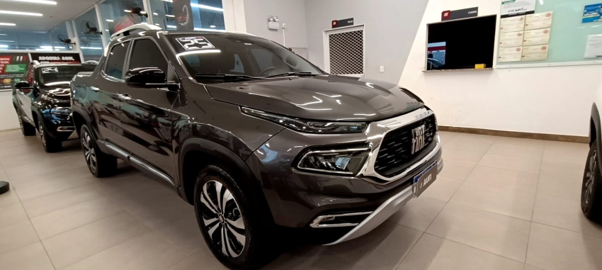 fiat toro 2.2 turbo diesel volcano 4wd at9 4p automatico 20252