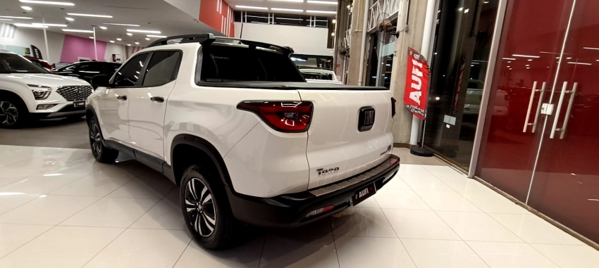 fiat toro 1.3 turbo 270 flex freedom at6 4p automatico 20255