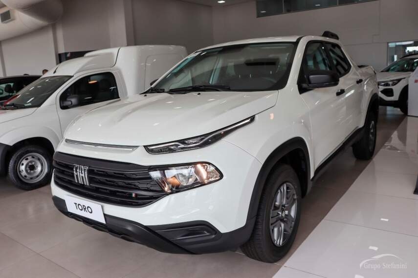 fiat toro 1.3 turbo 270 flex endurance at6 4p automatico 2026