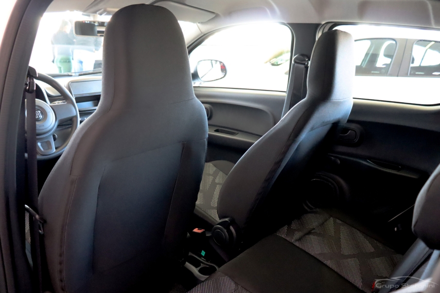 fiat mobi 1.0 firefly flex like. manual 4p 20268