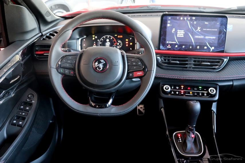 fiat fastback 1.3 turbo 270 flex abarth at6 4p automatico 2025 fiat fastback 1.3 turbo 270 flex abarth at6 4p automatico 2025