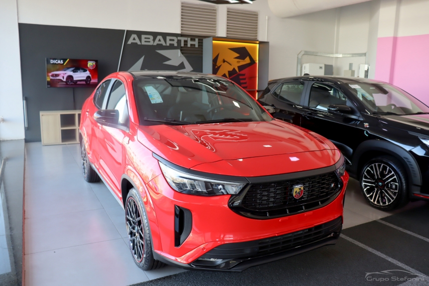 fiat fastback 1.3 turbo 270 flex abarth at6 4p automatico 2025 fiat fastback 1.3 turbo 270 flex abarth at6 4p automatico 2025