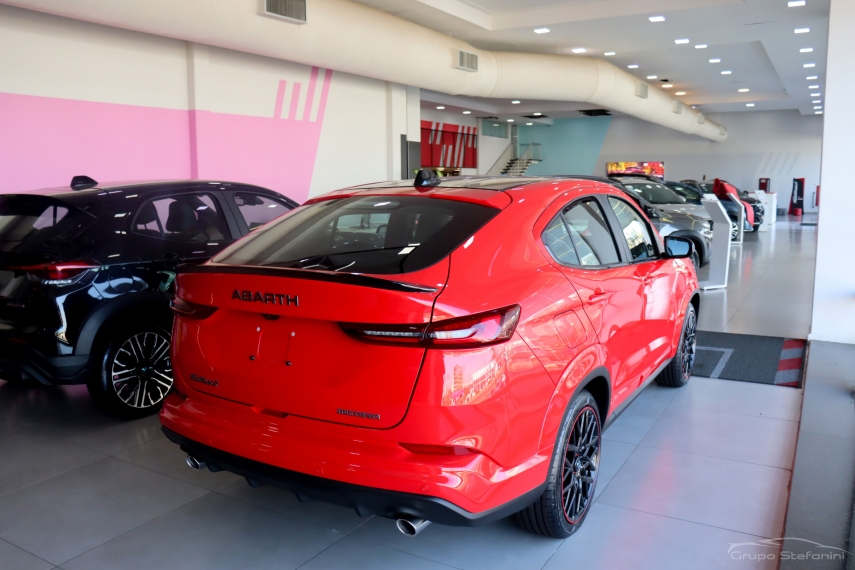 fiat fastback 1.3 turbo 270 flex abarth at6 4p automatico 2025 fiat fastback 1.3 turbo 270 flex abarth at6 4p automatico 2025