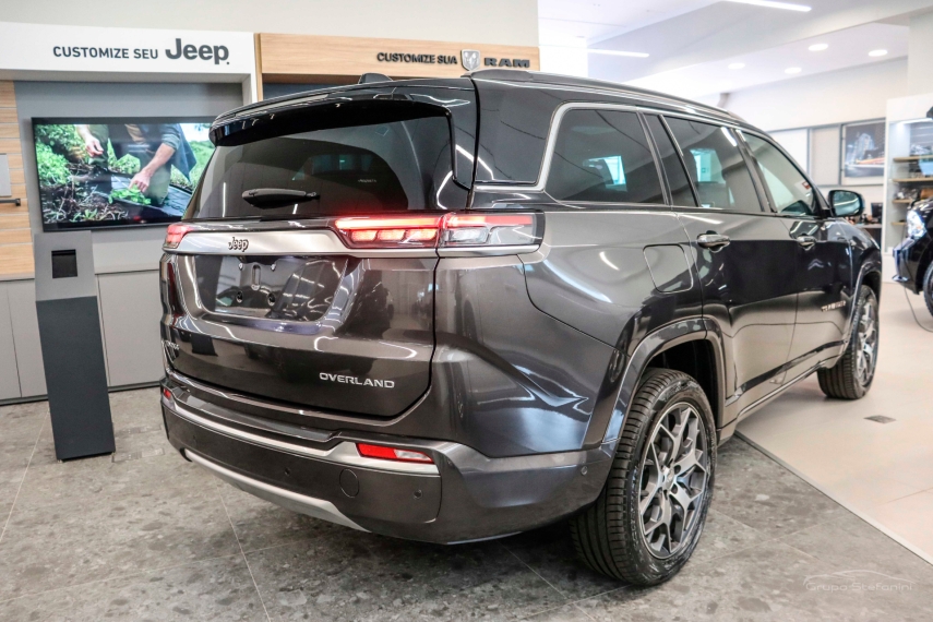 jeep commander 2.2 turbo diesel overland at9 gasolina 4p automatico 202611