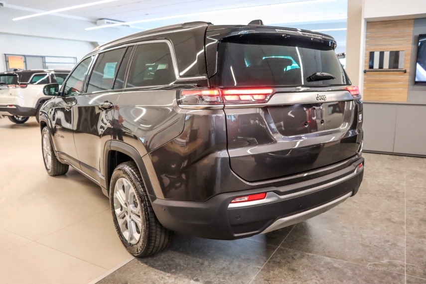 jeep commander 1.3 t270 turbo flex longitude at6 4p automatico 202712