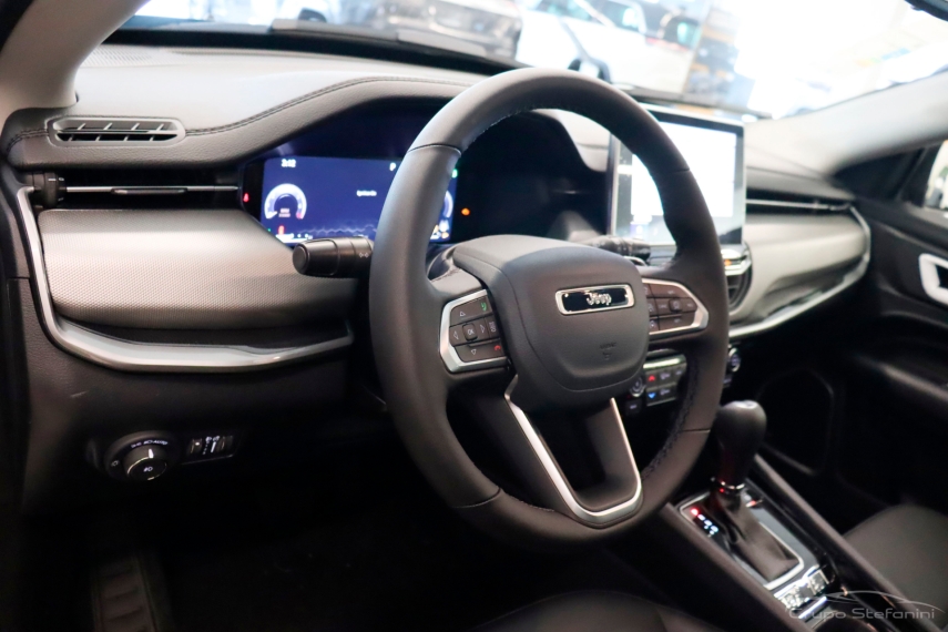 jeep compass 1.3 t270 turbo flex longitude at6 gasolina 4p automatico 20263