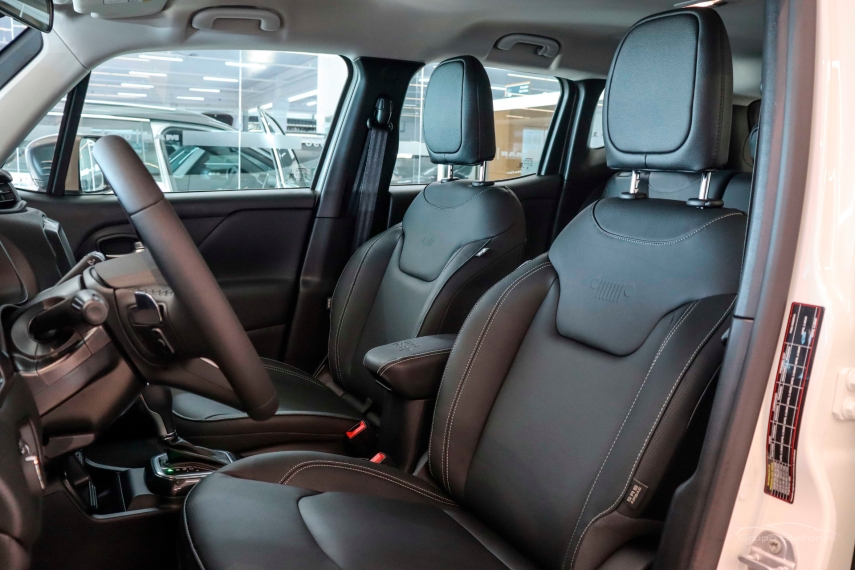 jeep renegade 1.3 t270 turbo flex longitude at6 4p automatico 20266