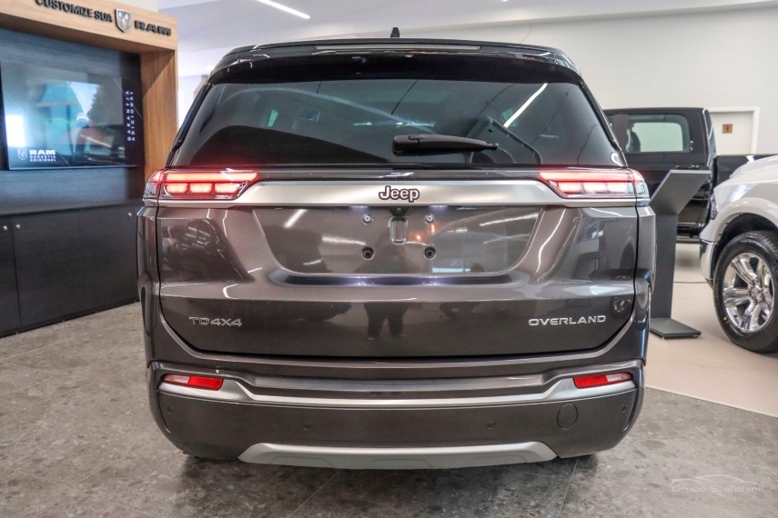 jeep commander 2.2 turbo diesel overland at9 gasolina 4p automatico 202612