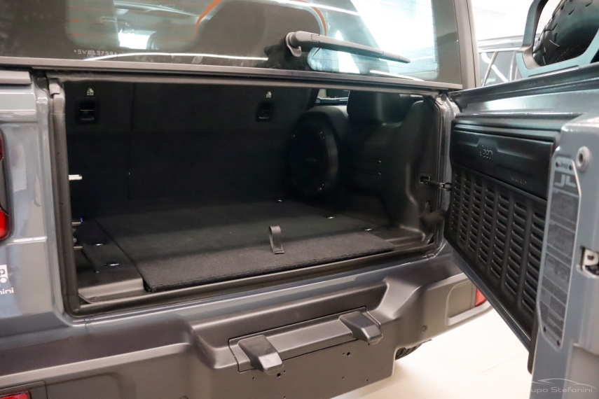 jeep wrangler 2.0 turbo gasolina rubicon 4p 4x4 at8 1.0 automatico 202516