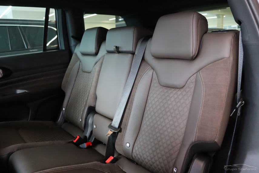 jeep commander 1.3 t270 turbo flex overland mhev at6 4p automatico 20277