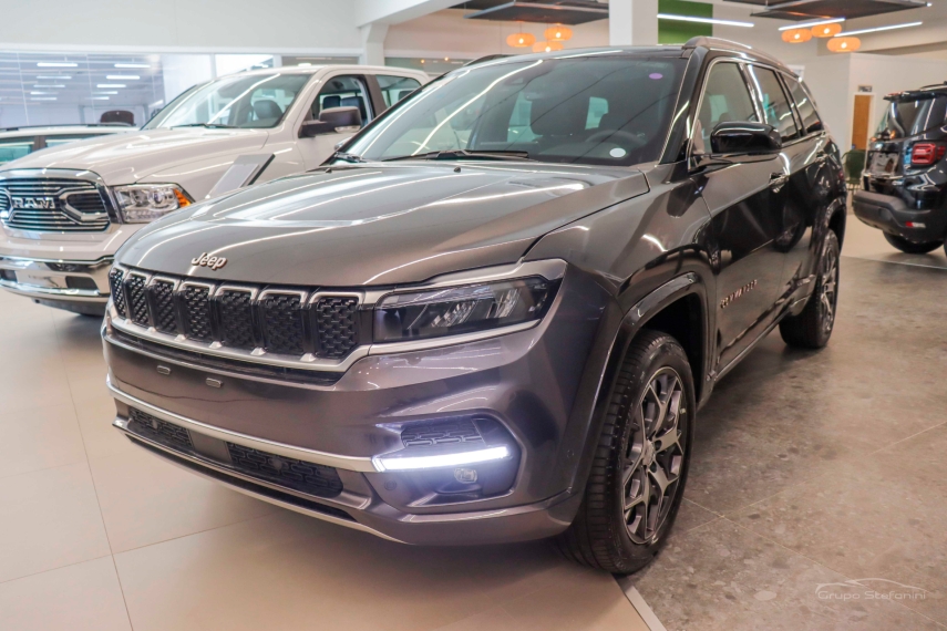 jeep commander 2.2 turbo diesel overland at9 gasolina 4p automatico 2026
