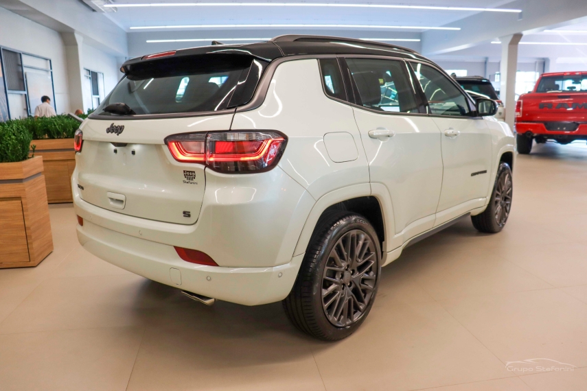 jeep compass 1.3 t270 turbo flex s at6 4p automatico 2025 jeep compass 1.3 t270 turbo flex s at6 4p automatico 2025