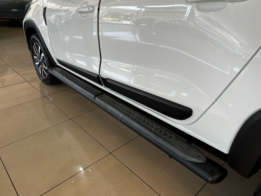 fiat strada 1.0 turbo 200 flex ranch cd cvt 4p automatico 2024