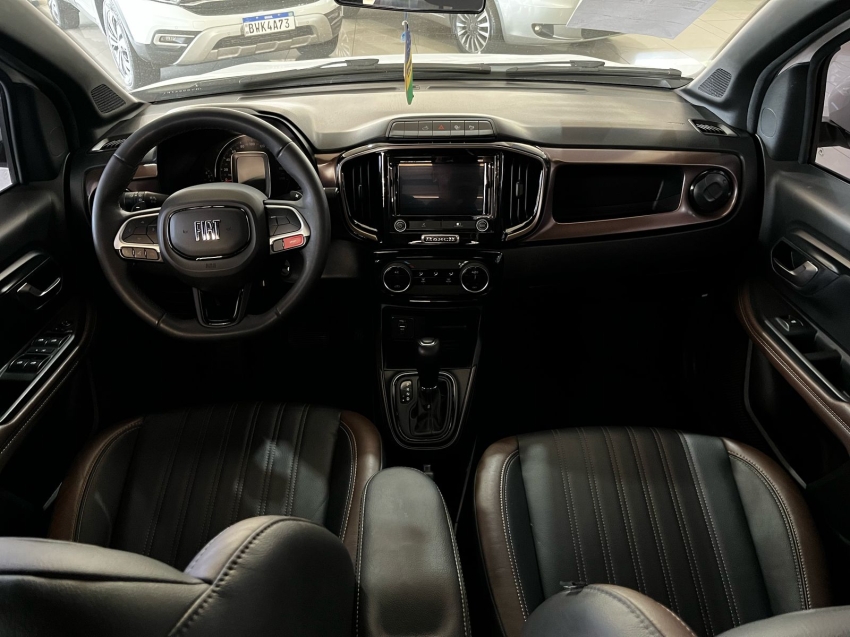 fiat strada 1.0 turbo 200 flex ranch cd cvt 4p automatico 2024