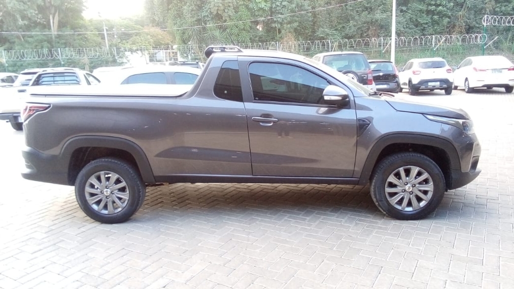 fiat strada 1.3 firefly flex freedom cs manual 4p 2023 fiat strada 1.3 firefly flex freedom cs manual 4p 2023
