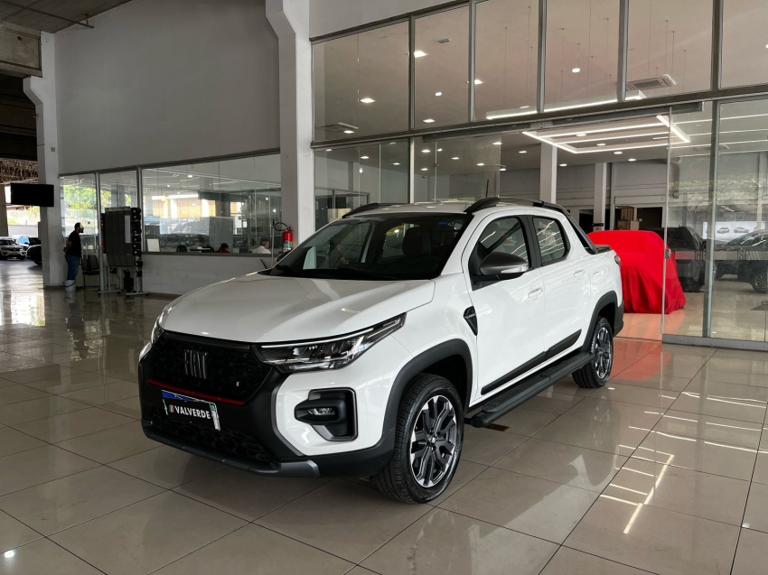 fiat strada 1.0 turbo 200 flex ultra cd cvt 4p automatico 2024 fiat strada 1.0 turbo 200 flex ultra cd cvt 4p automatico 2024