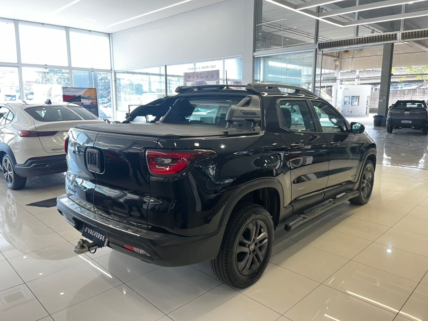 fiat toro 2.0 16v turbo diesel freedom 4wd at9 4p automatico 2021 fiat toro 2.0 16v turbo diesel freedom 4wd at9 4p automatico 2021