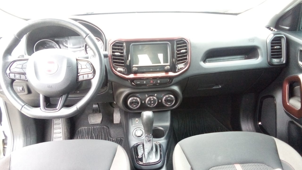fiat toro 1.8 16v evo flex freedom at6 4p automatico 2020 fiat toro 1.8 16v evo flex freedom at6 4p automatico 2020