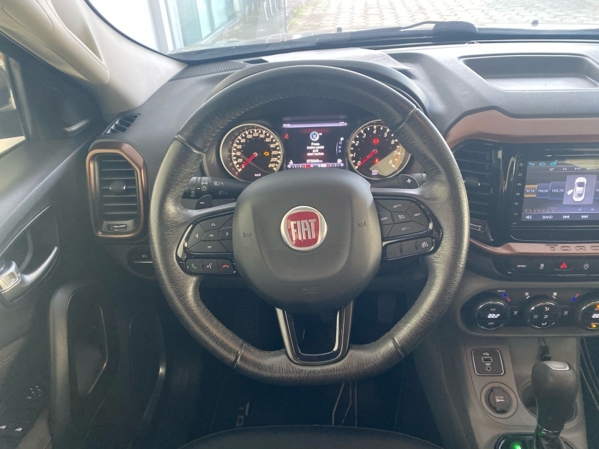 fiat toro 2.4 16v multiair flex volcano at9 4p automatico 2019 fiat toro 2.4 16v multiair flex volcano at9 4p automatico 2019