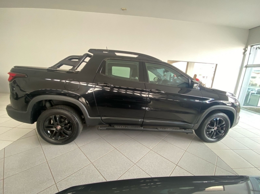 fiat toro 2.4 16v multiair flex volcano at9 4p automatico 2019 fiat toro 2.4 16v multiair flex volcano at9 4p automatico 2019