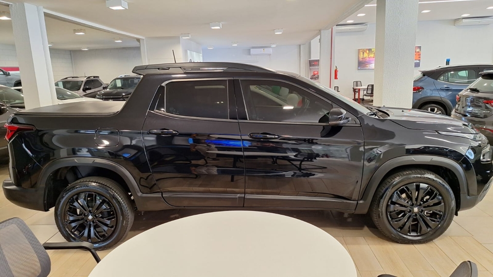 fiat toro 1.3 turbo 270 flex volcano at6 4p automatico 2024 fiat toro 1.3 turbo 270 flex volcano at6 4p automatico 2024