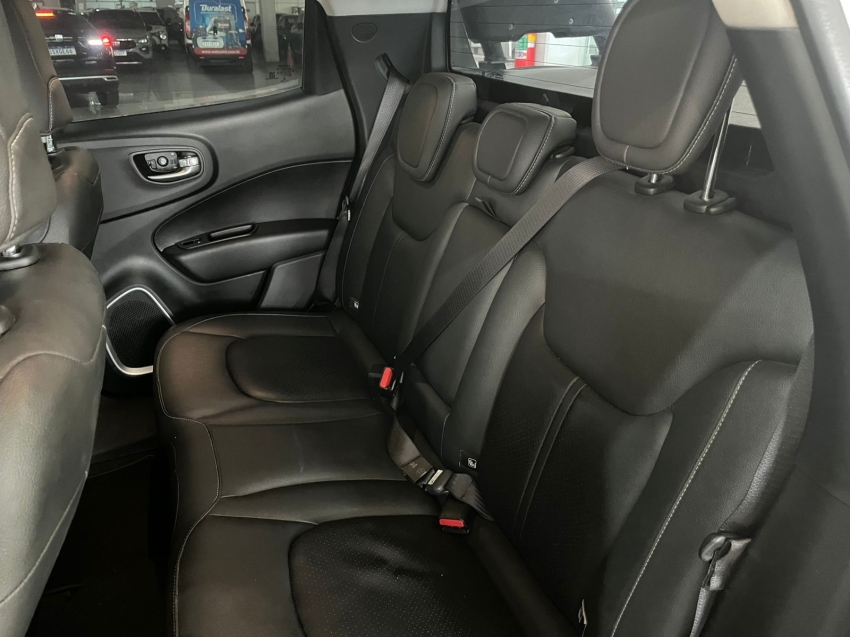 fiat toro 2.0 16v turbo diesel volcano 4wd at9 4p automatico 202210