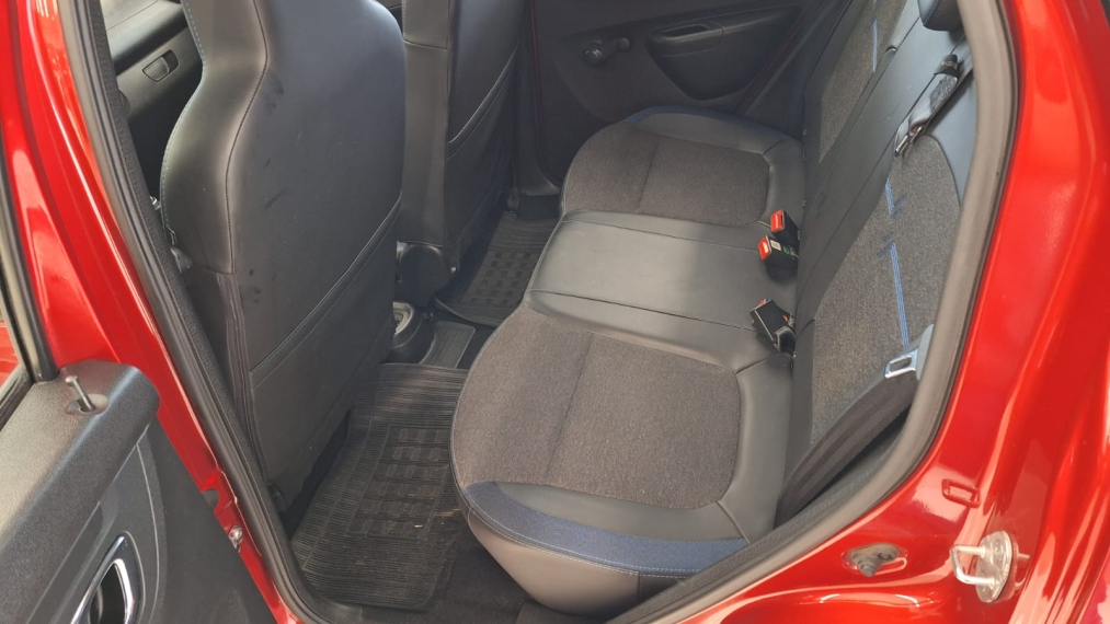 renault kwid 1.0 12v sce flex intense manual 4p 2023 renault kwid 1.0 12v sce flex intense manual 4p 2023