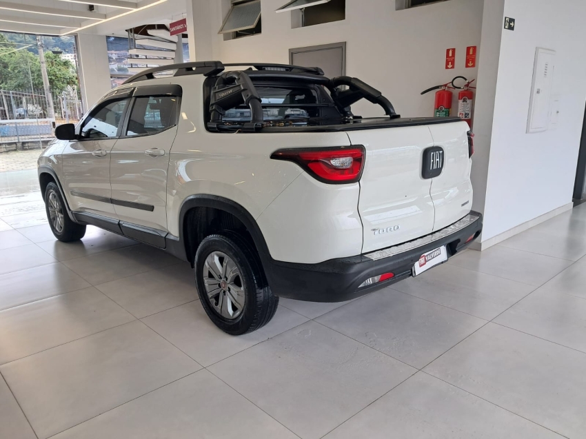 fiat toro 1.8 16v evo flex freedom at6 4p automatico 2021