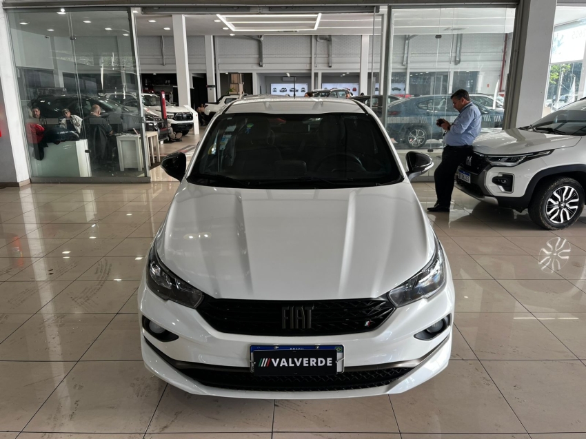 fiat cronos 1.3 firefly flex drive cvt 4p automatico 2023 fiat cronos 1.3 firefly flex drive cvt 4p automatico 2023