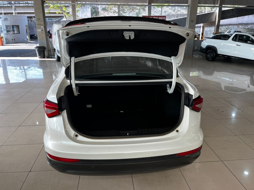 fiat cronos 1.3 firefly flex drive cvt 4p automatico 2023 fiat cronos 1.3 firefly flex drive cvt 4p automatico 2023