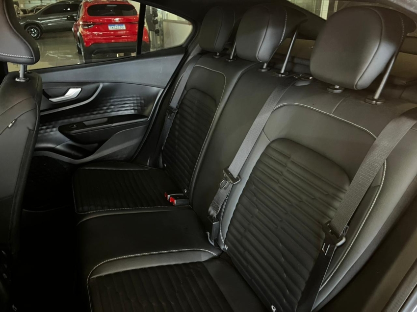 fiat fastback 1.3 turbo 270 flex limited edition at6 4p automatico 2024