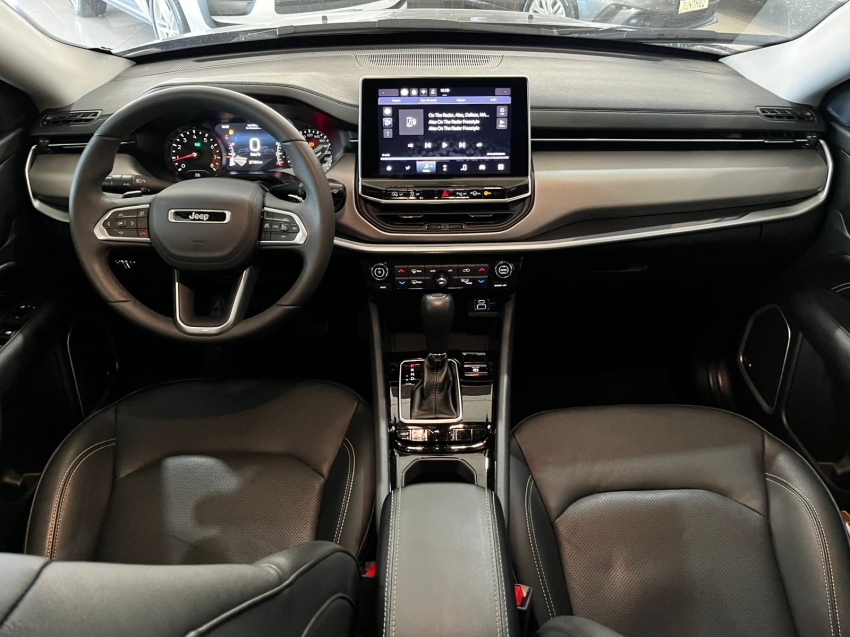 jeep compass 1.3 t270 turbo flex longitude at6 4p automatico 2024 jeep compass 1.3 t270 turbo flex longitude at6 4p automatico 2024