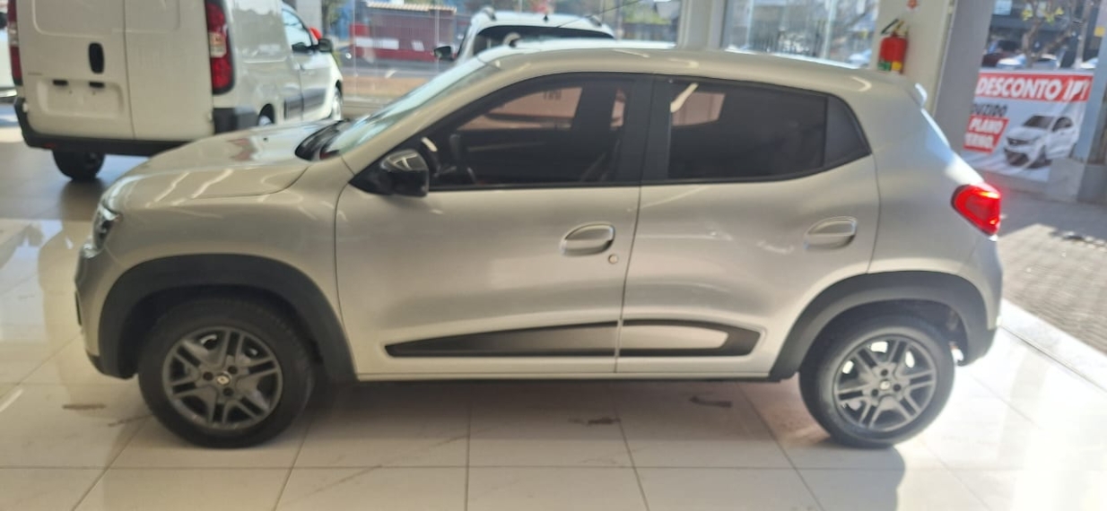 renault kwid 1.0 12v sce flex intense manual 4p 2018 renault kwid 1.0 12v sce flex intense manual 4p 2018