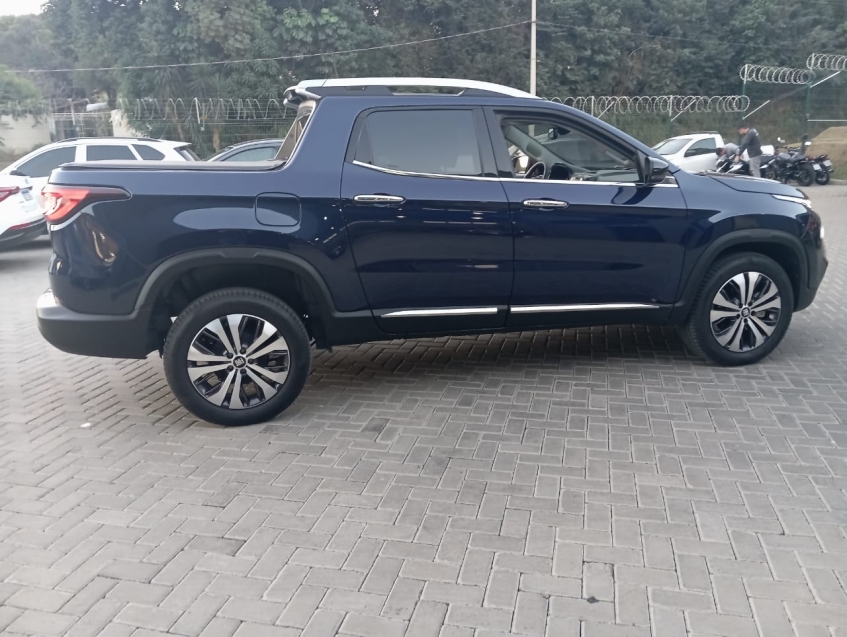 fiat toro 1.3 turbo 270 flex volcano at6 4p automatico 2025 fiat toro 1.3 turbo 270 flex volcano at6 4p automatico 2025
