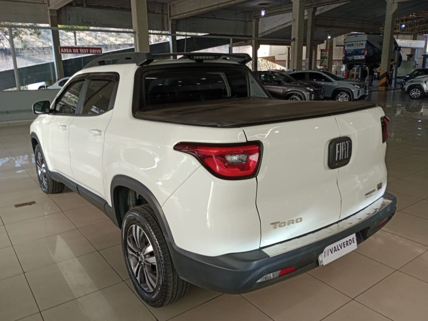 fiat toro 1.3 turbo 270 flex freedom at6 4p automatico 2022 fiat toro 1.3 turbo 270 flex freedom at6 4p automatico 2022