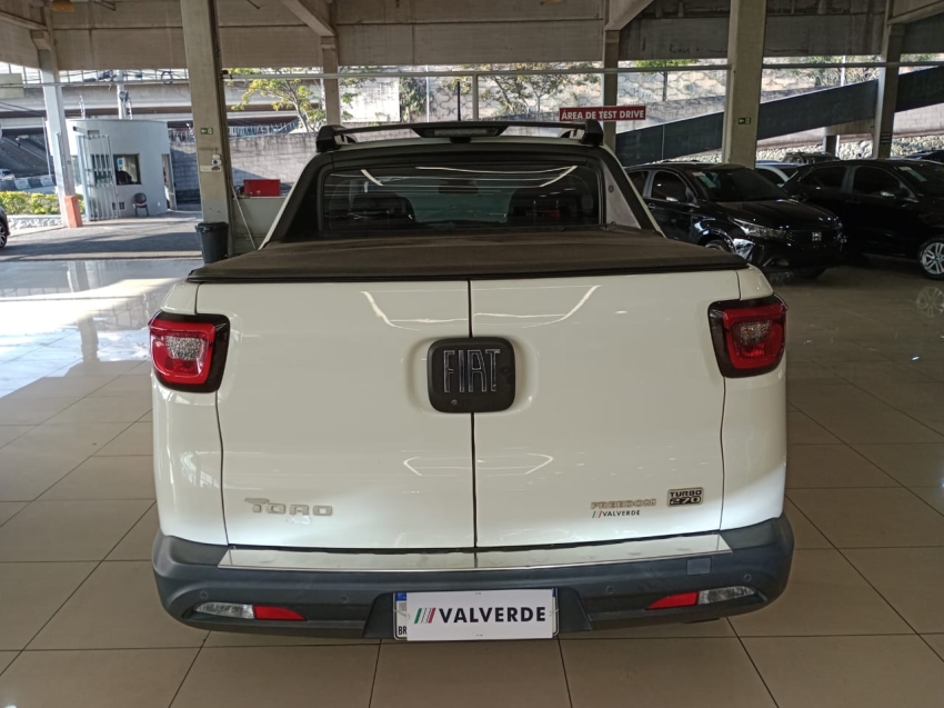 fiat toro 1.3 turbo 270 flex freedom at6 4p automatico 2022 fiat toro 1.3 turbo 270 flex freedom at6 4p automatico 2022