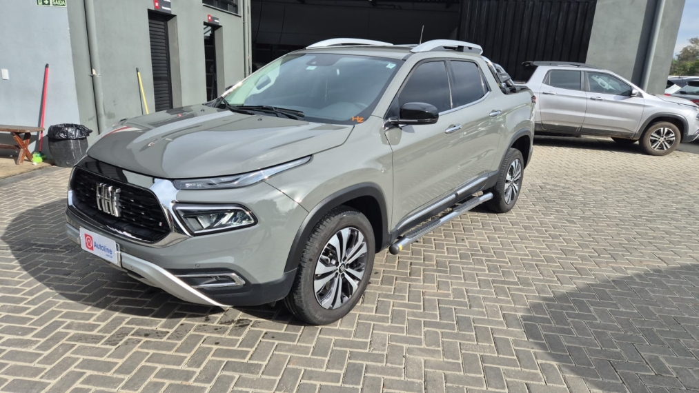 fiat toro 1.3 turbo 270 flex volcano at6 4p automatico 2023 fiat toro 1.3 turbo 270 flex volcano at6 4p automatico 2023