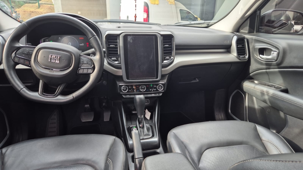 fiat toro 1.3 turbo 270 flex volcano at6 4p automatico 2023 fiat toro 1.3 turbo 270 flex volcano at6 4p automatico 2023