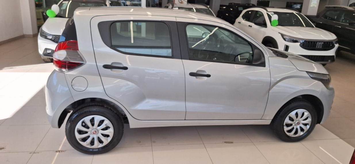 fiat mobi 1.0 evo flex like. manual 4p 2020 fiat mobi 1.0 evo flex like. manual 4p 2020