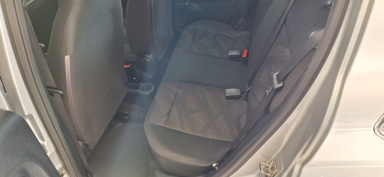 fiat mobi 1.0 evo flex like. manual 4p 2020 fiat mobi 1.0 evo flex like. manual 4p 2020