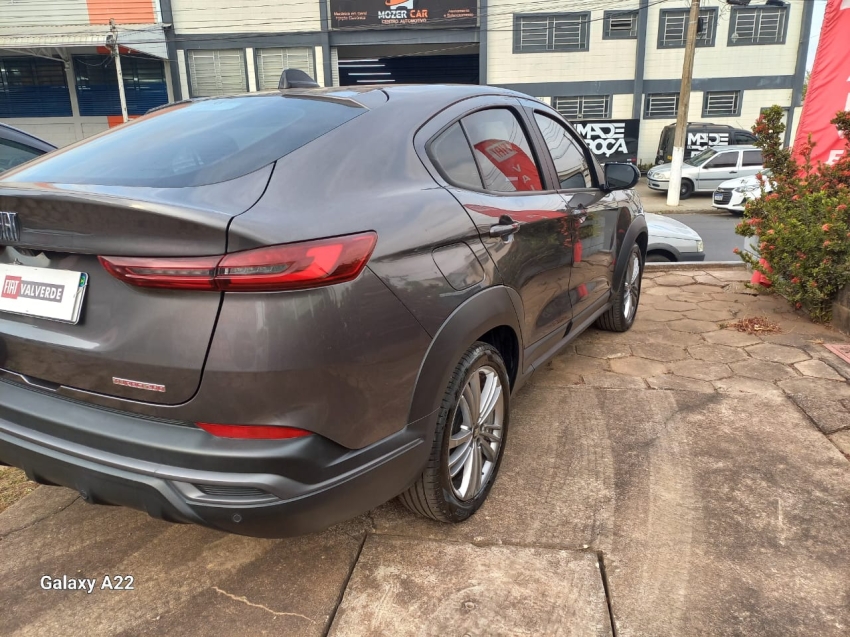 fiat fastback 1.0 turbo 200 flex cvt 4p automatico 2024