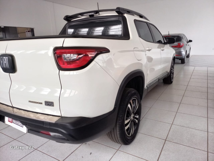 fiat toro 1.3 turbo 270 flex freedom at6 gasolina 4p automatico 2023 fiat toro 1.3 turbo 270 flex freedom at6 gasolina 4p automatico 2023